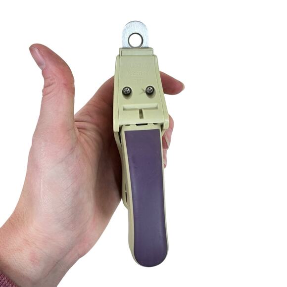 Miracle Corp Quickfinder Tan Purple Nail Clipper Battery Operated Works - Picture 2 of 5